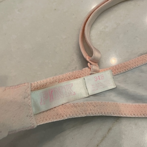 VS PINK - push up bra, 34B - Picture 3 of 3